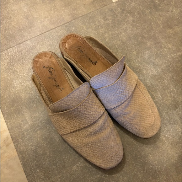 Free People At Ease Mules - Picture 2 of 6